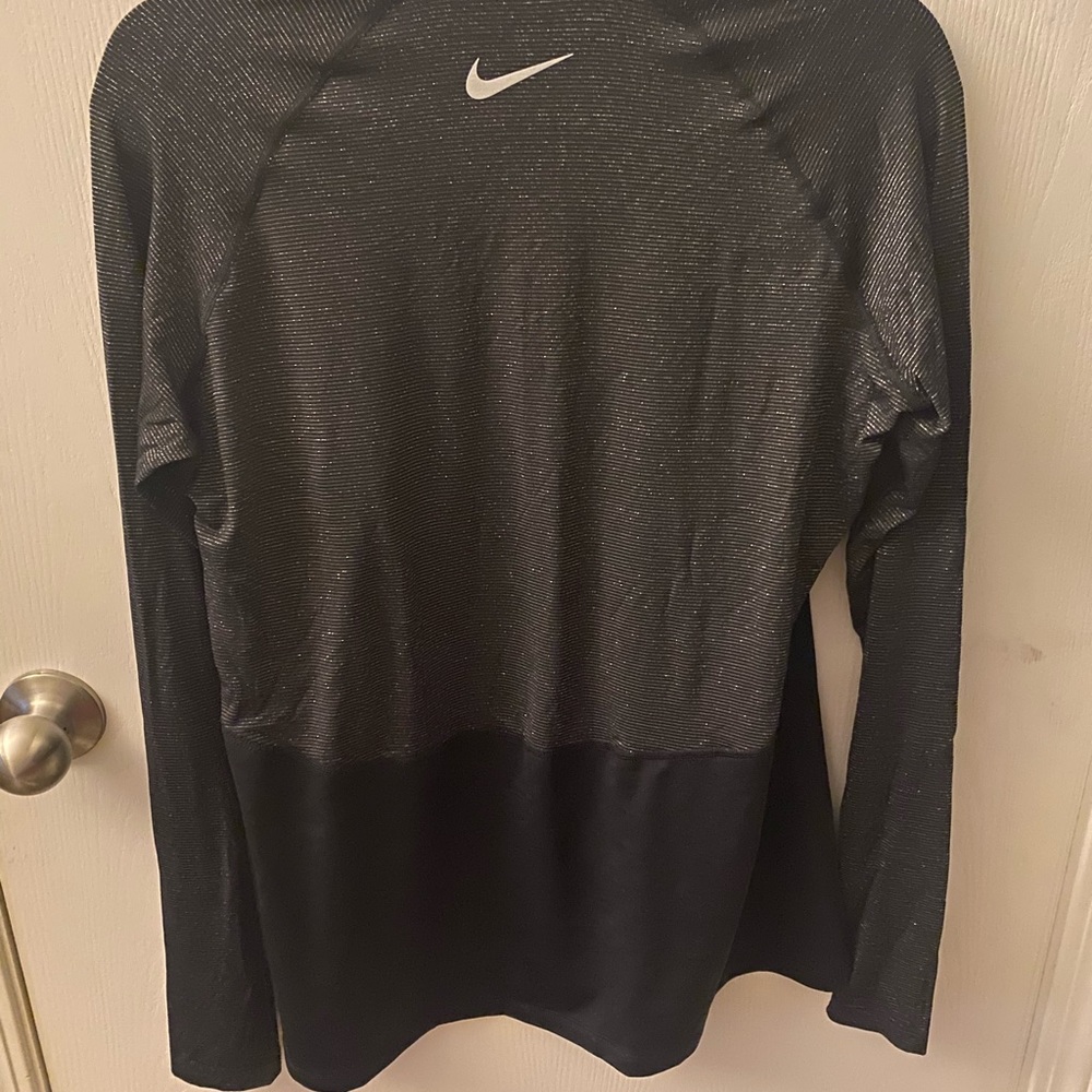 Nike long sleeve shirt